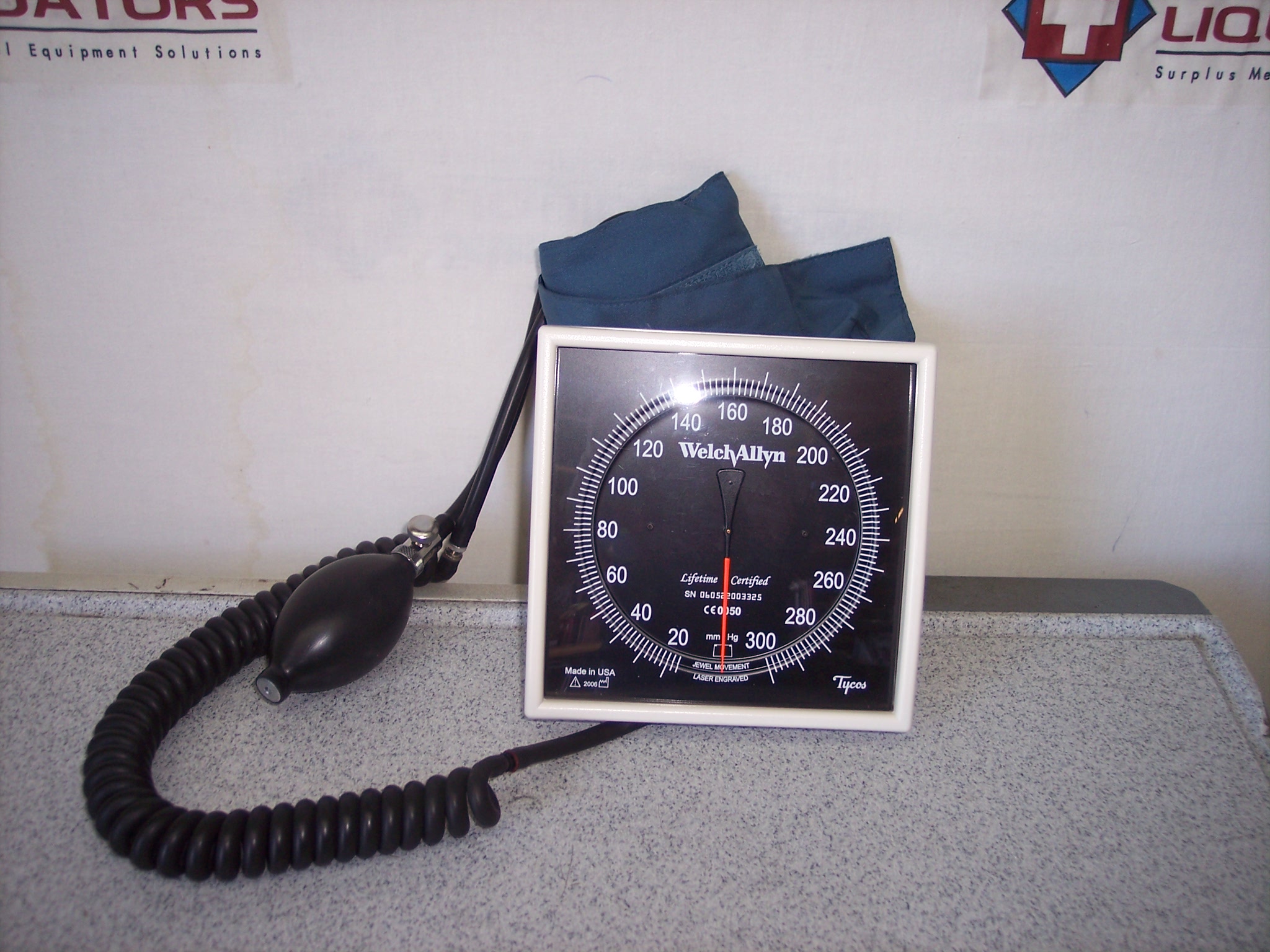 Welch Allyn Tycos Sphygmomanometer 