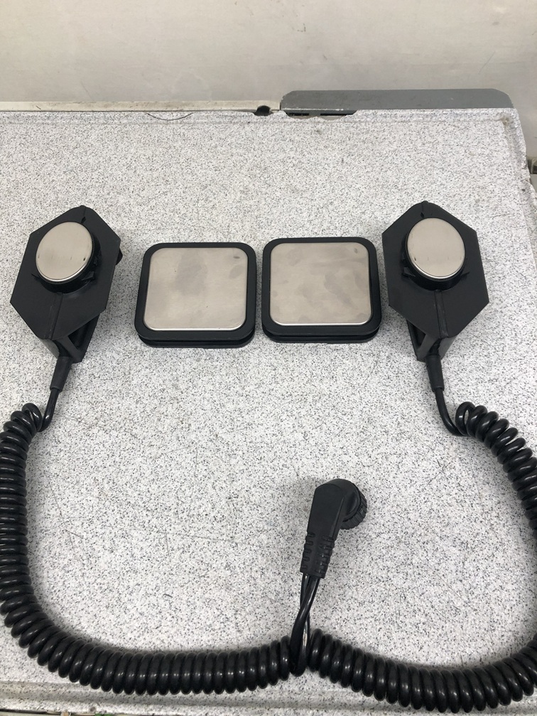 Medtronic Physio Control 3006567-005 Lifepak 20 Defibrillator Paddle Set