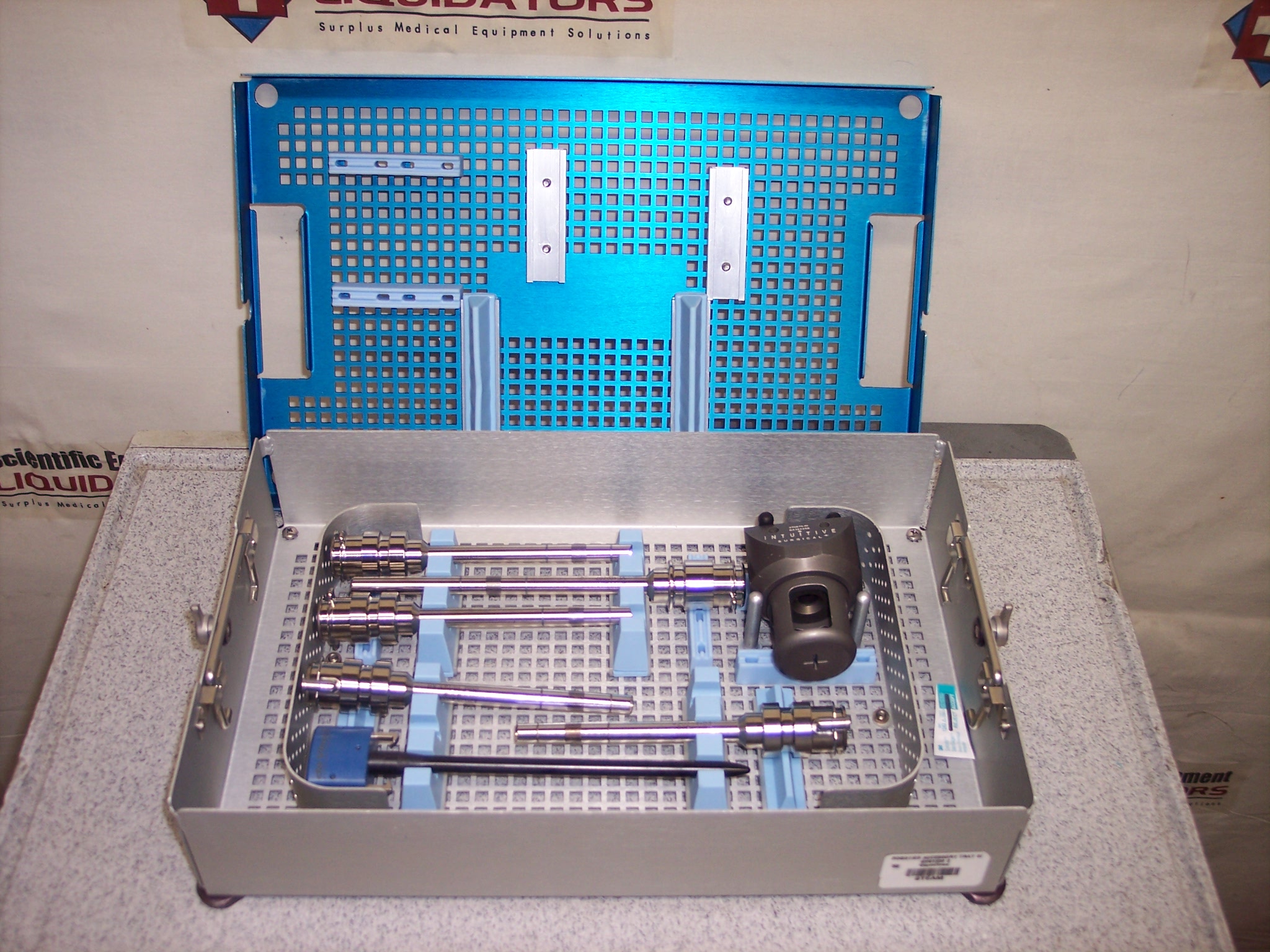 Intuitive Surgery Da Vinci Endoscope Cannula Set