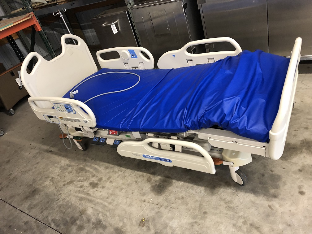 Hill-Rom P3200 VersaCare Patient Bed  