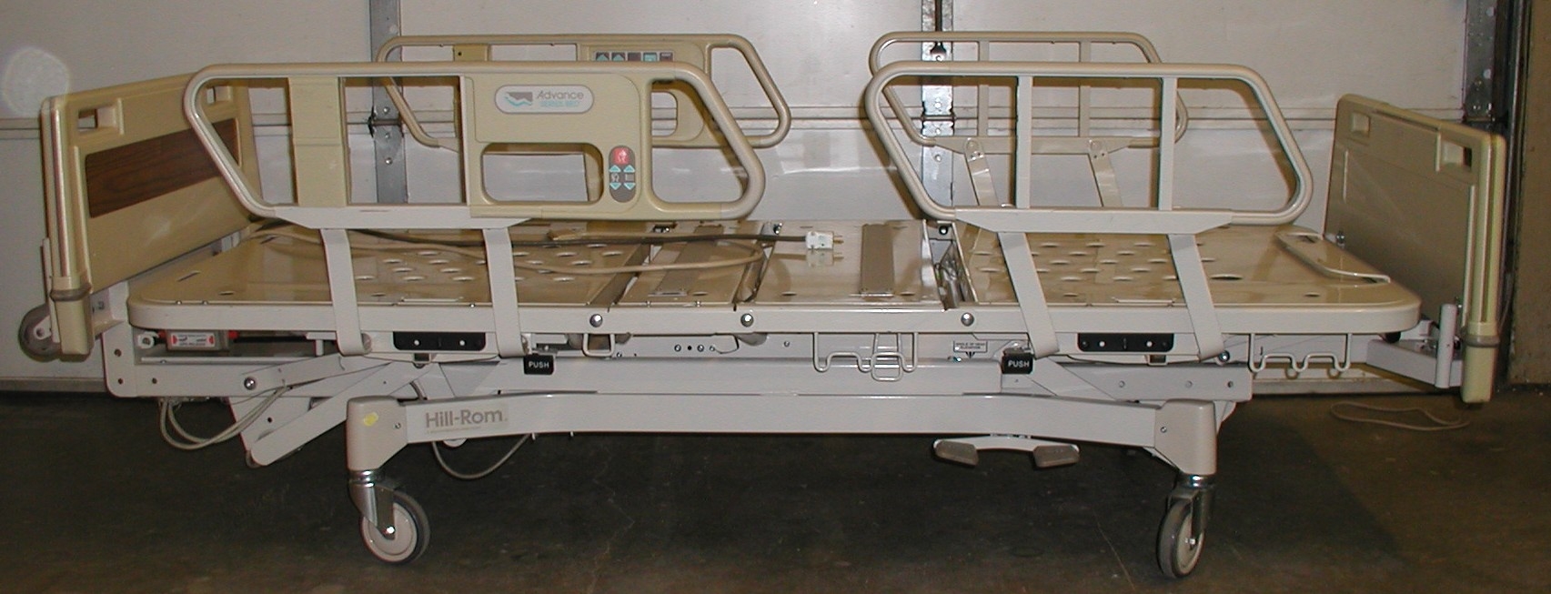 Hill-Rom 1130  Advance 2000 Series Electric Bed
