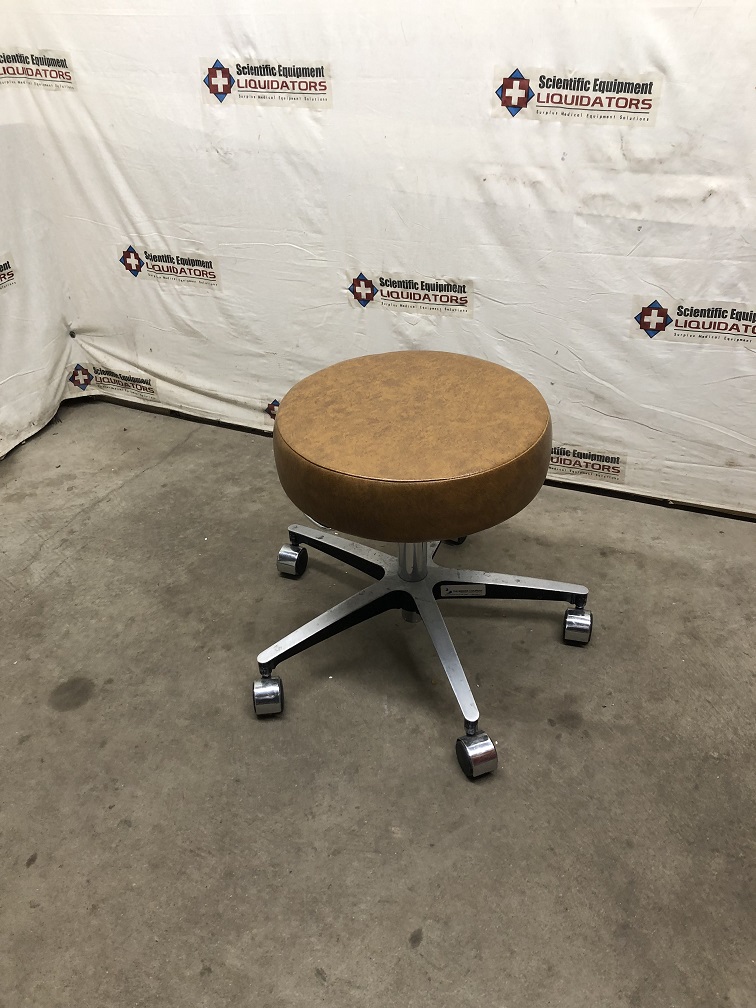 Brewer Pneumatic Stool