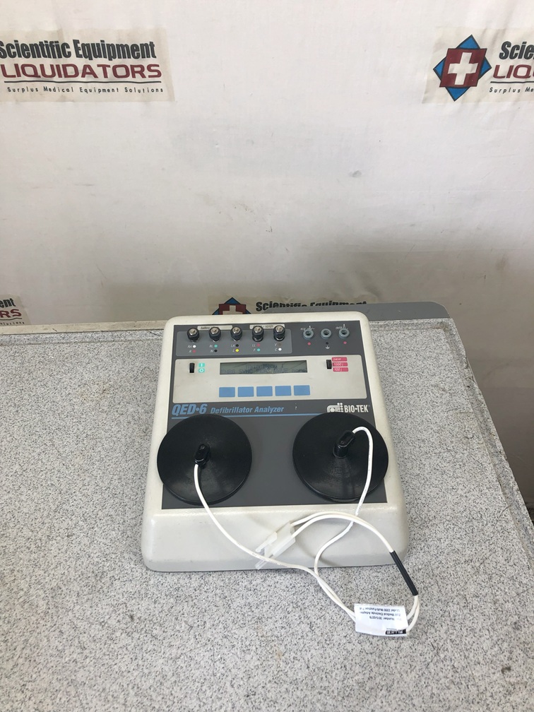 Bio-Tek QED-6 Defibrillator Analyzer