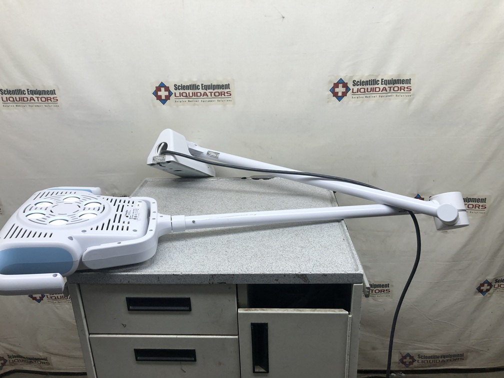 Welch Allyn GS900 Green Series Wall Mount Procedure Light