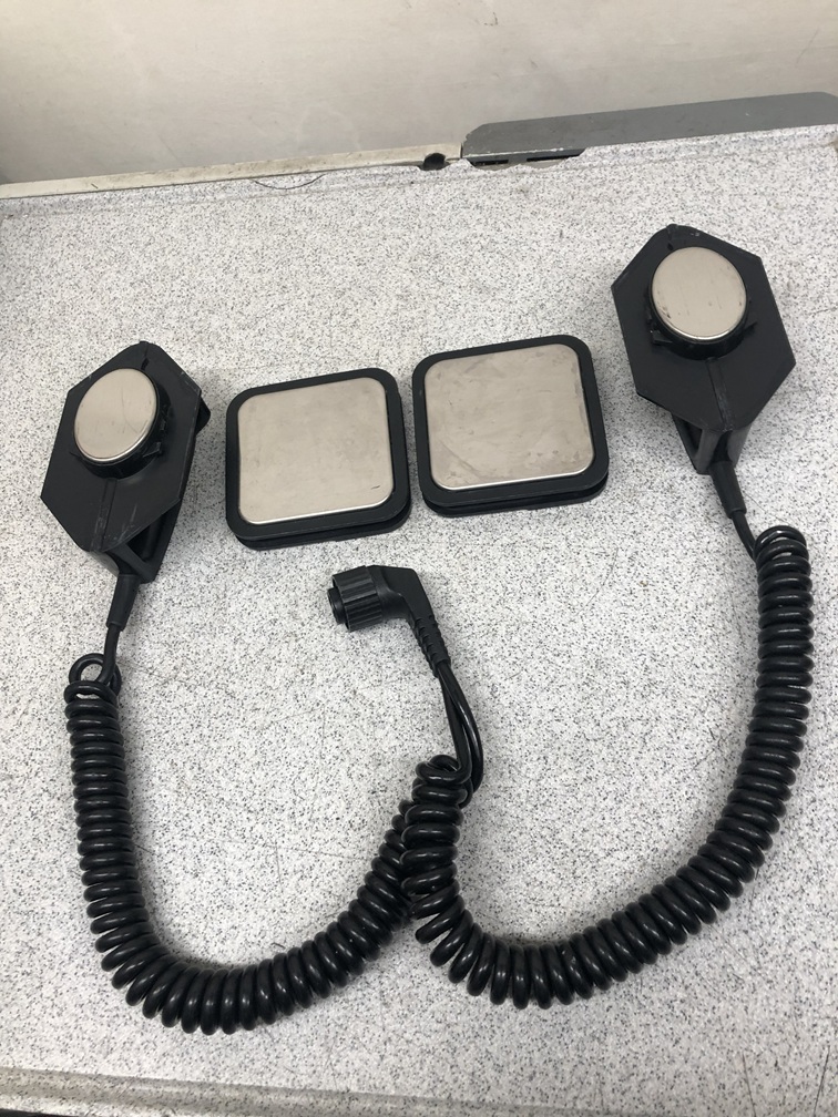 Medtronic Physio Control 3006567-007 Lifepak 20/ 20E Defibrillator Padle Set