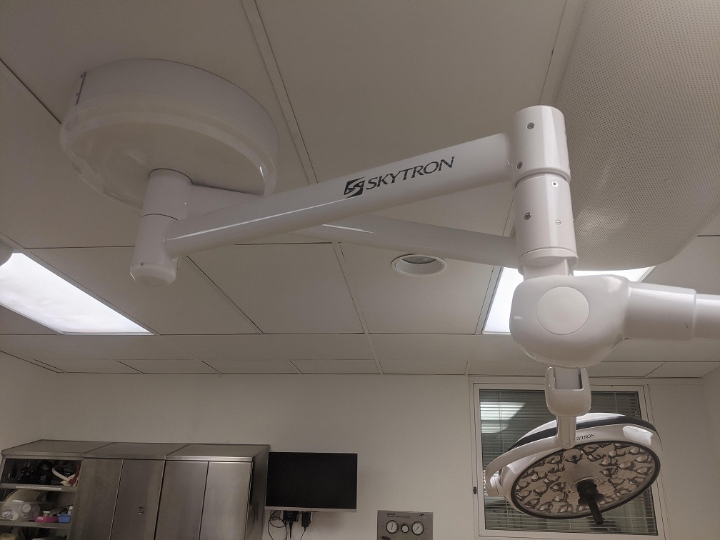 Skytron Nautilus LED Dual Surgical Light System